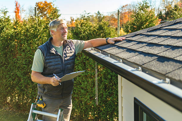 Professional Roofing technician working in Clinton, MI